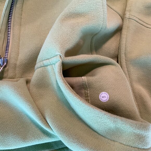 Lululemon Scuba Oversized Half-Zip Hoodie, M/L, Wasabi, Like New! - Picture 3 of 5